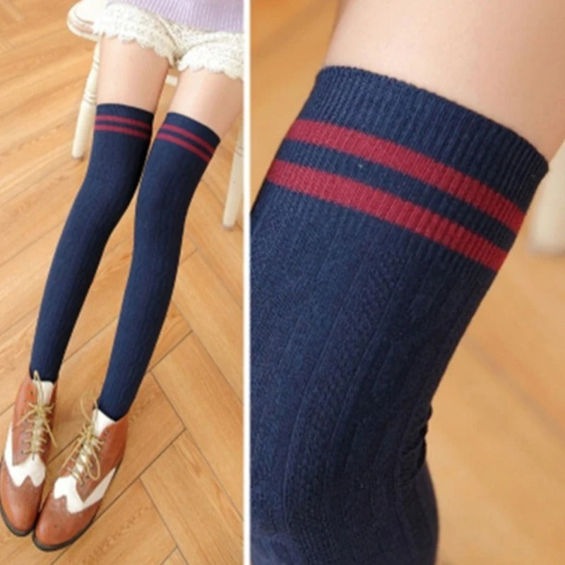 ACADEMIA THIGH HIGH SOCKS
